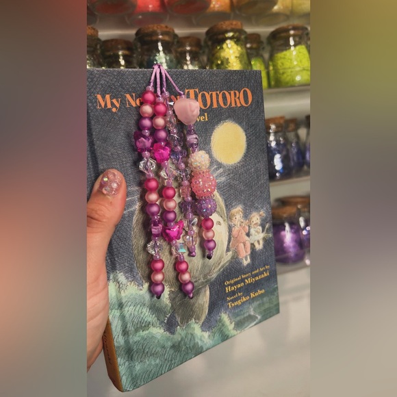 Bookmark with dangle - Picture 3 of 3